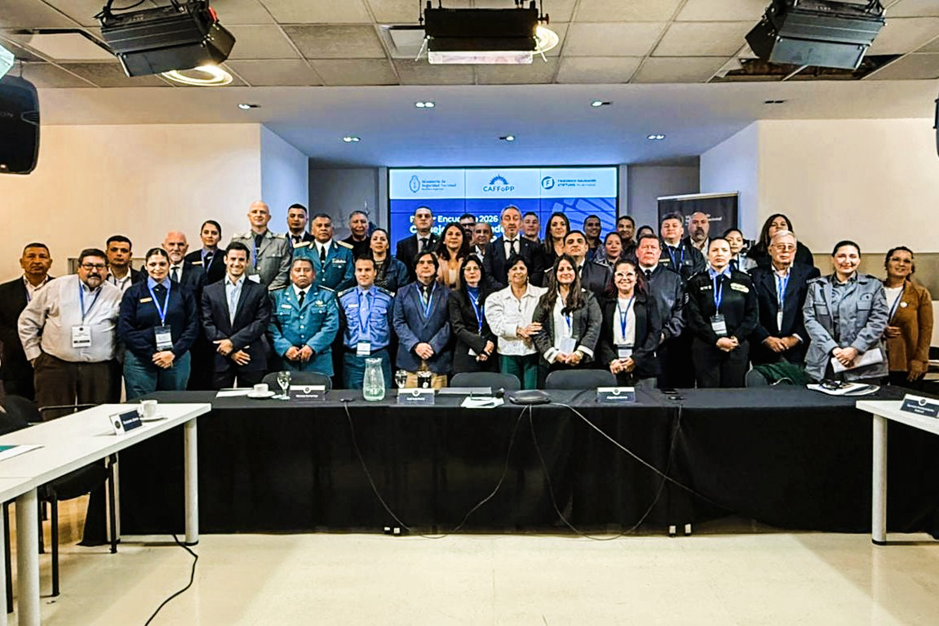 En busqueda de estádares nacionales