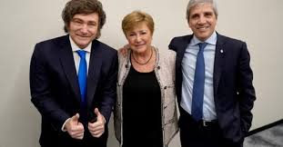 El FMI aprobó la segunda revisión del acuerdo con Argentina