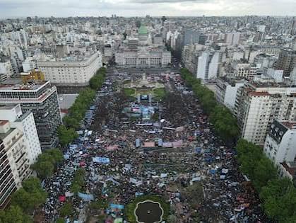 Quinta Marcha Federal Universitaria: entre incidentes y gases lacrimógenos, la comunidad educativa renovó su reclamo